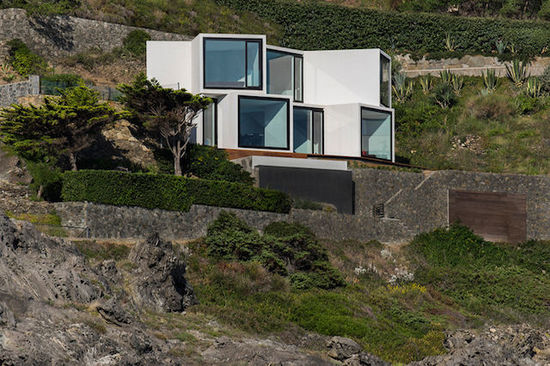 OMG!地中海沿岸悬崖白色别墅 绝对理想之家