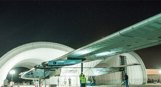 Solar Impulse 2 最大太阳能飞机的环球旅行