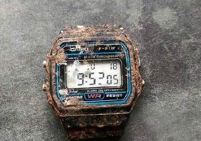 丢失了20年的手表只慢了7分钟 质量堪比诺基亚3310