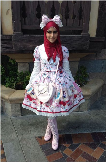 穆斯林传统服饰如何跟洛丽塔结合在一起