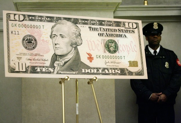 美国财政部：新版10美元将会加入一位女性