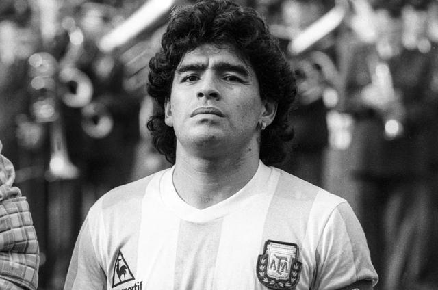阿根廷，为我哭泣 迭戈·马拉多纳去世，享年60岁